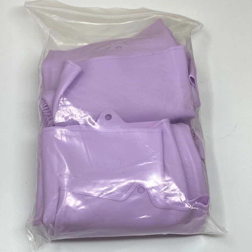 Two Pair Silicone Dog Washing Gloves Purple with Scrubbing Nibs